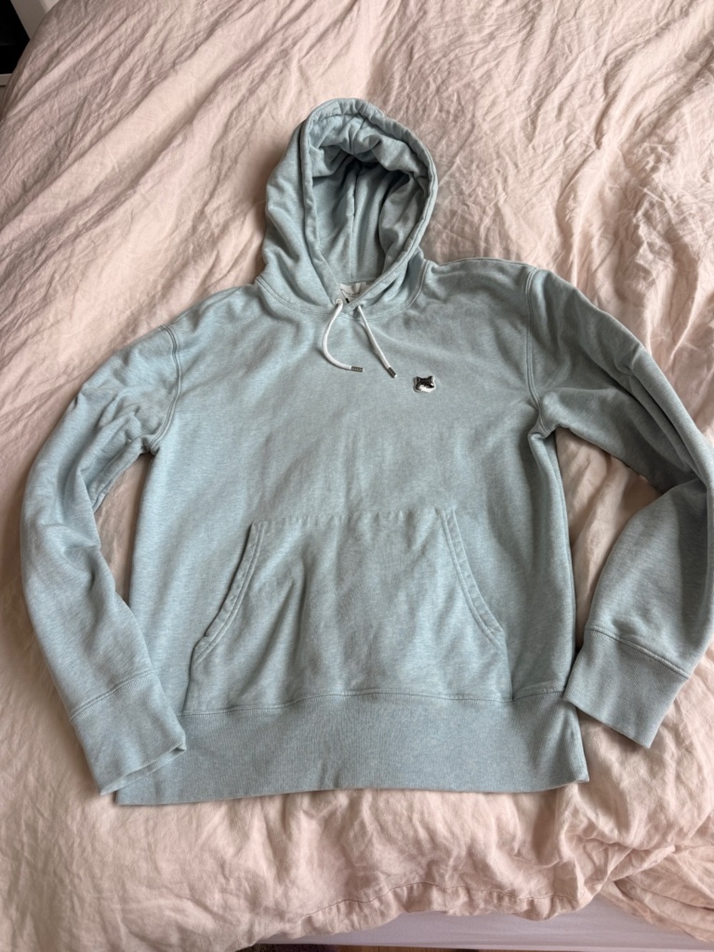 MAISON KITSUNÉ Light Blue Classic Pullover Hoodie with  Grey Fox Patch
